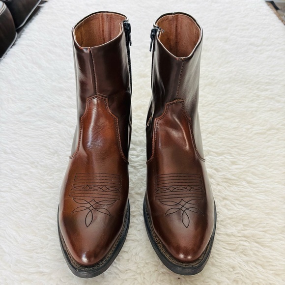 Cowtown Brown Leather sides Zip Men\'s Boots size 9.5 D main image 6